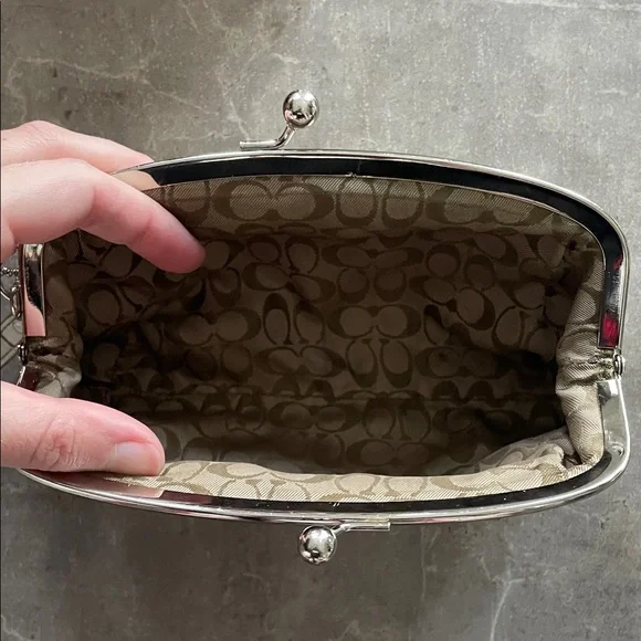 4 piece Bundle Of Authentic Coach Bags and 2 other brand high quality purses - Picture 10 of 16